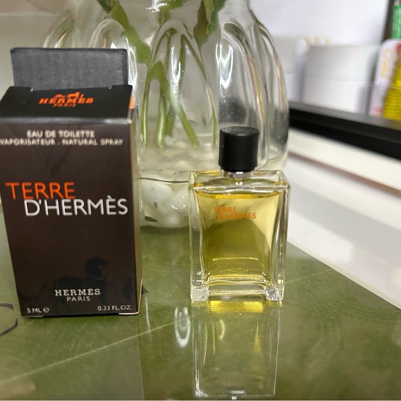 Hermès Terre D'Hermès Eau de Toilette - Picture 2 of 4